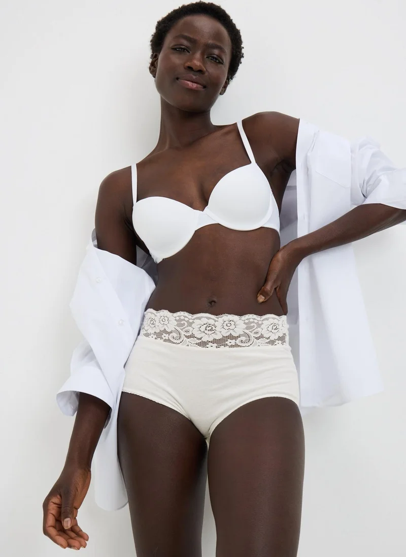 ماتلان عبوة من  سراويل داخلية دانتيل متعددة الألوان بمقاس كامل